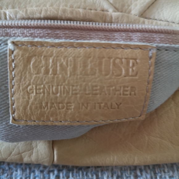 Handbag - Picture 5 of 6